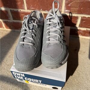 K-Swiss Gray Pickleball Shoes Women’s 7 Wide